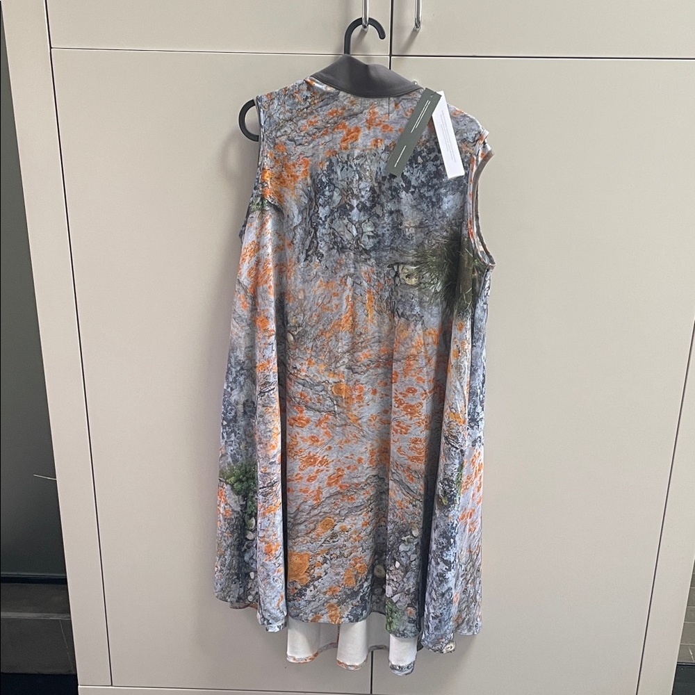 Sleeveless Midi Dress in Gray and Orange Abstract Print